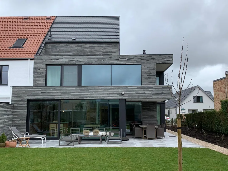 Moderne half-open woning Brugge