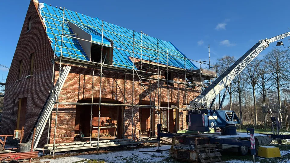 Pastorie-woning in Brugge ontworpen door J.A.N Plus Architecten