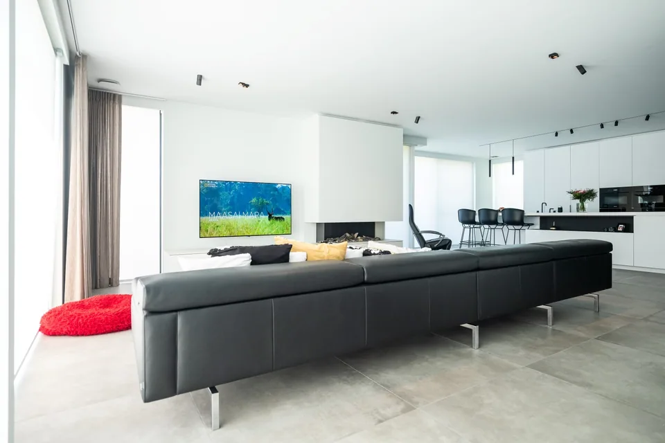Interieur nieuwbouw woning De Haan met veel licht