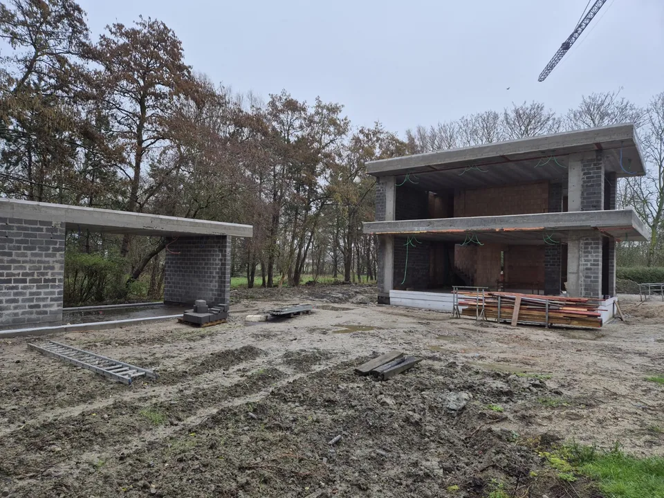 Zwembad en poolhouse bij woningverbouwing Middelkerke
