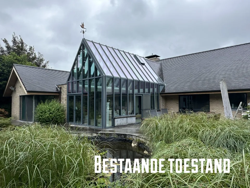 Renovatie woning in Varsenare met zwembad door J.A.N Plus Architecten