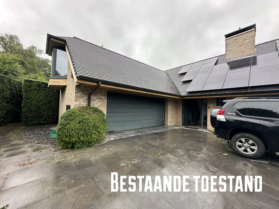 Voorgevel renovatie woning in Varsenare door J.A.N plus Architecten
